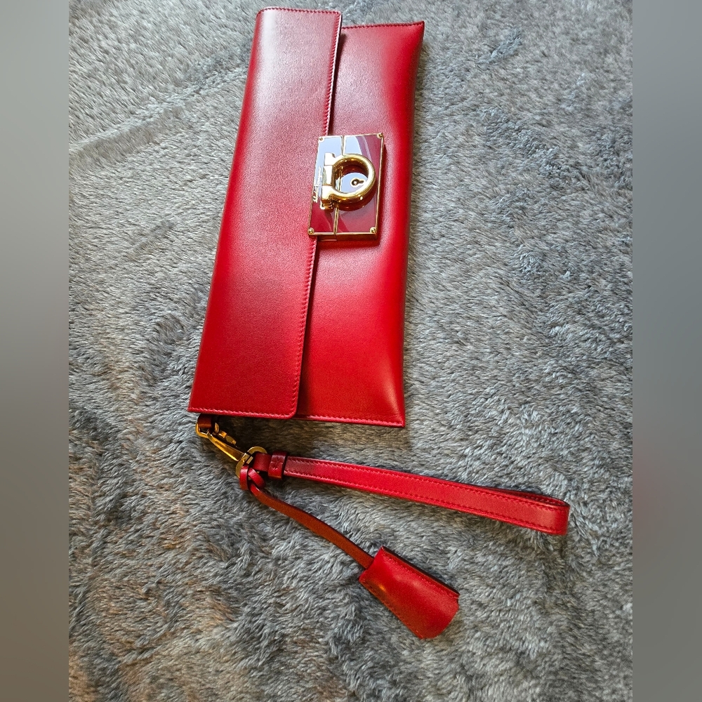 Salvatore Ferragamo Clutch/Wristlet 11.5" x 5" - Picture 6 of 17